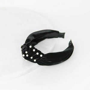 TwelveNYC Pearl-Studded Velvet Top Knot Headband